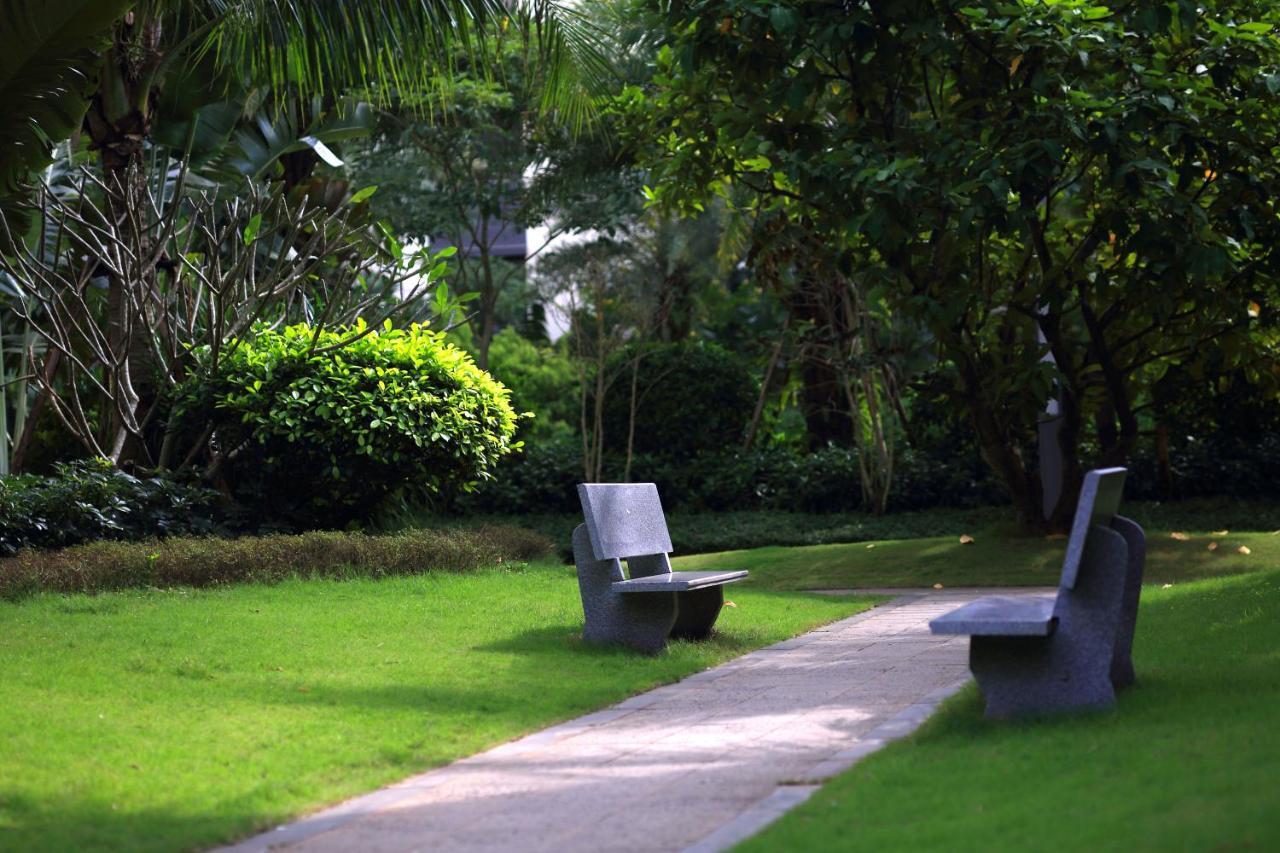 Care Residential Hotel Haikou  Exterior foto